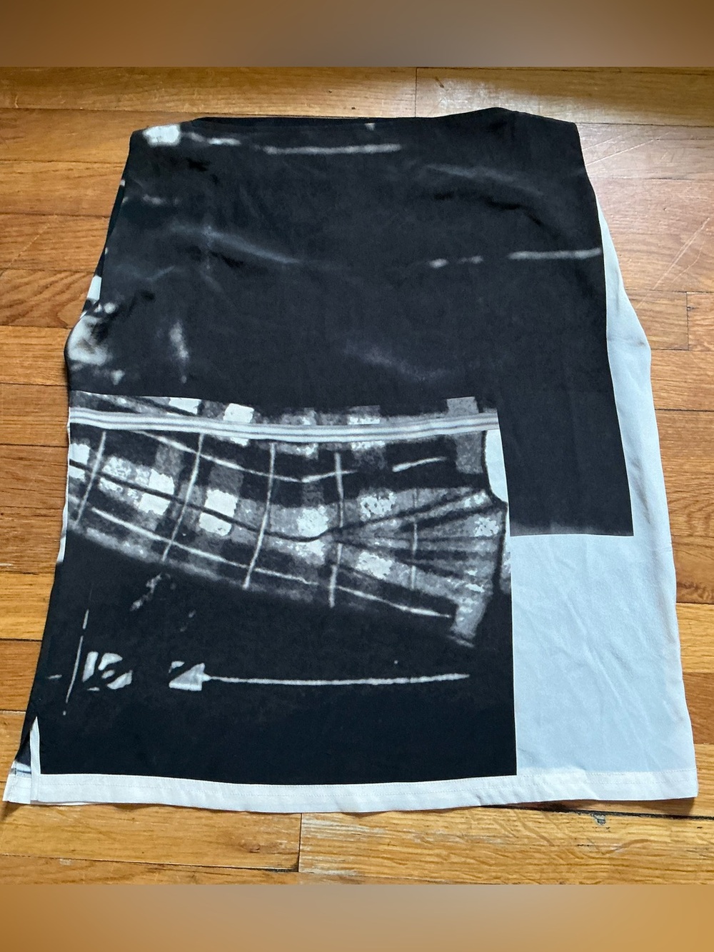 AllSaints Size 6 Black Silk Blouse with Subtle Gray Print